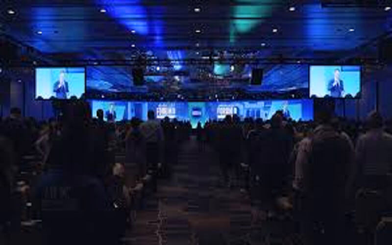 Elegant Hotel Meeting Space